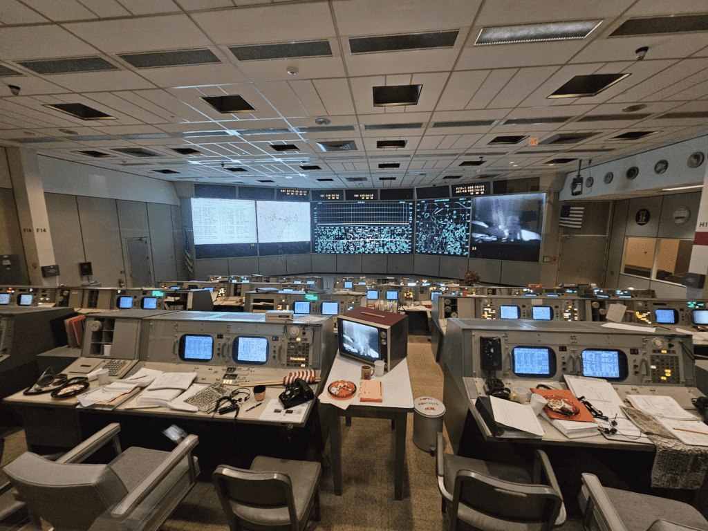 NASA Space Center in Houston, Texas is great stop during your weekend getaway. How to visit non dog-friendly places