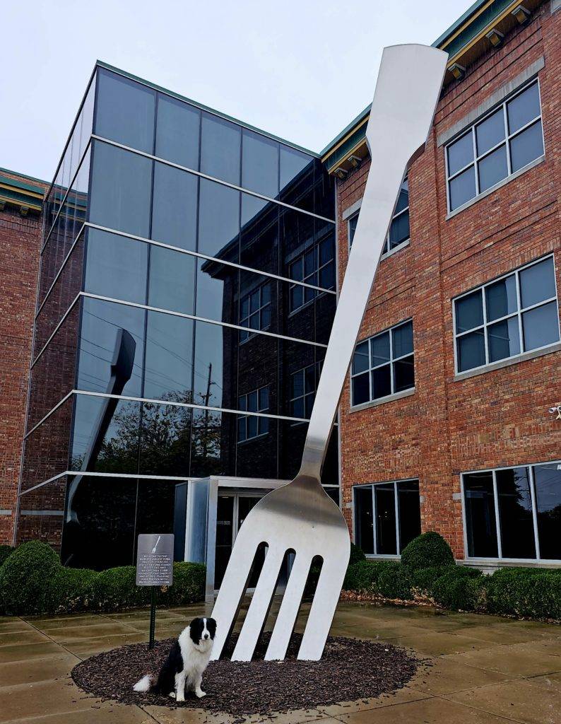 Road trip Arkansas stop: World's 2nd Largest Fork in Springfield,